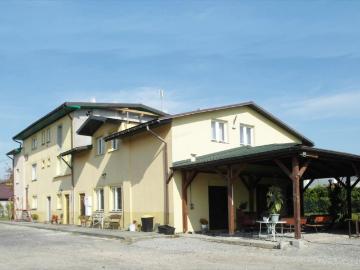 Wyjątkowa nieruchomość z hotelowym potencjałem, 450 m², parking