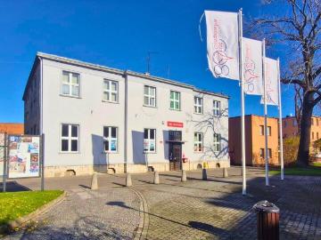 Przestronne biuro 122 m2 z niezależnym wejściem, Głogówek