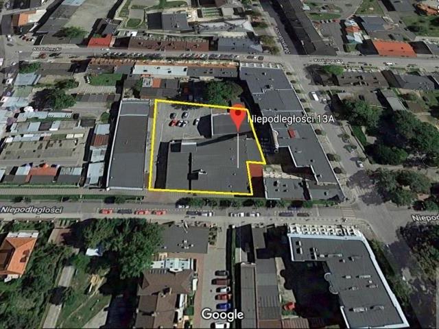 Do sprzedania kompleks handlowo usługowy 224 m² w Głubczycach