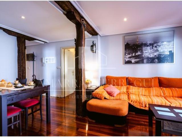 Gamarra Iturregui Consultores Inmobiliarios vende acogedora vivienda listo para entrar a vivir con g