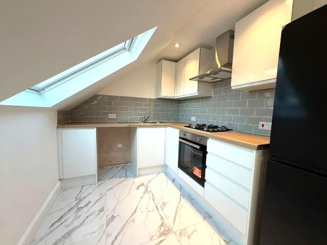 Gambole Road, London SW17, 2 bed flat to rent, £2,200 pcm | PrimeLocation