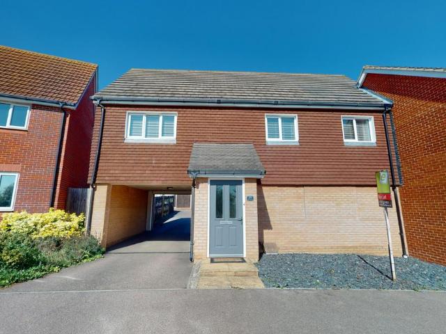 Gamelan Crescent, Hoo, ME3 9FN 2 bed end of terrace house to rent £1,350 pcm £312 pw