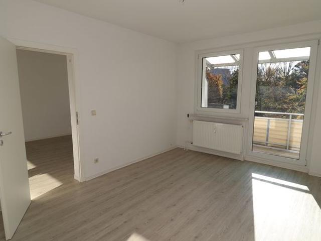Ganz oben! 2 Zimmer Wohnung mit Ausblick
