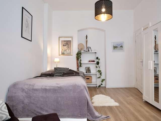 Ganze 1 Schlafzimmer Wohnung in Berlin