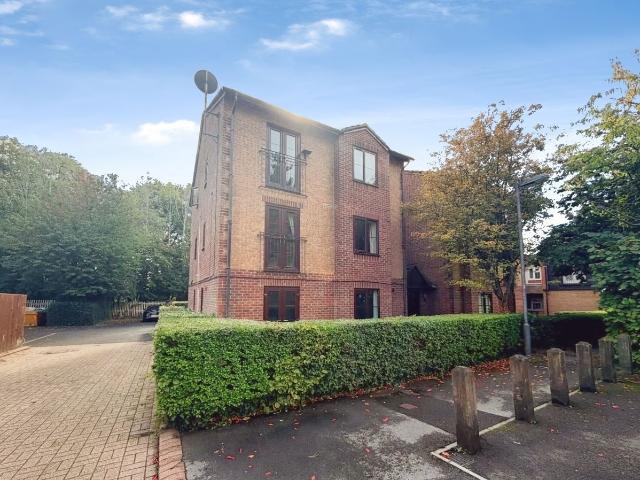 Gander Drive, Basingstoke, Hampshire RG24, 1 bed flat to rent, £1,000 pcm | PrimeLocation