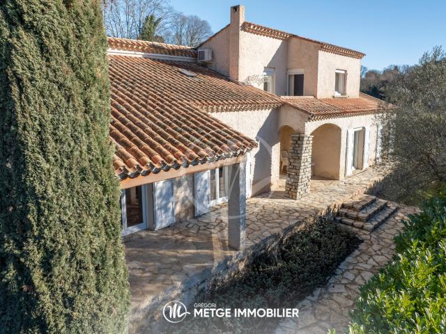 GANGES — MAISON FAMILIALE — 192 M2 — APPARTEMENT INDÉPENDANT — TERRAIN 1 000 M2 — 379 000 €