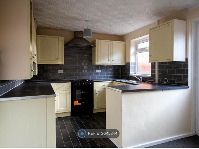 Ganners Grove, Leeds LS13, 3 bed semi detached house to rent, £995 pcm | PrimeLocation