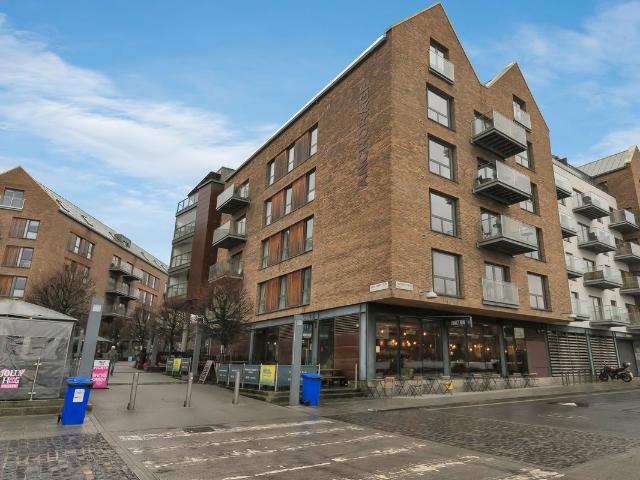 Gaol Ferry Steps, Bristol BS1, 1 bed flat to rent, £1,350 pcm | PrimeLocation