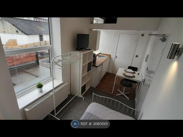 Gaol Road, Stafford ST16, Studio to rent, £485 pcm | PrimeLocation