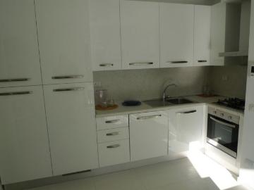 Gabicce Mare ZONA MARE AFFITTASI APPARTAMENTO COMPLETAMENTE ARREDATO CON GIARDINO PRIVATO