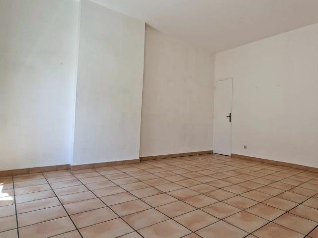 GABILLOT11 – Appartement 3 pièces 74m² – LYON 03 SAINTE ANNE