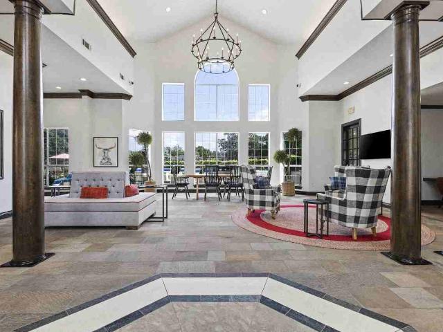Gables Central Park Texas 1 Bedroom Apartment for Rent at 800 W 38th St, Austin, TX 78705 Triangle State