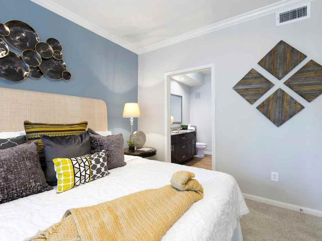 Gables Central Park Texas 2 Bedroom Apartment for Rent at 800 W 38th St, Austin, TX 78705 Triangle State