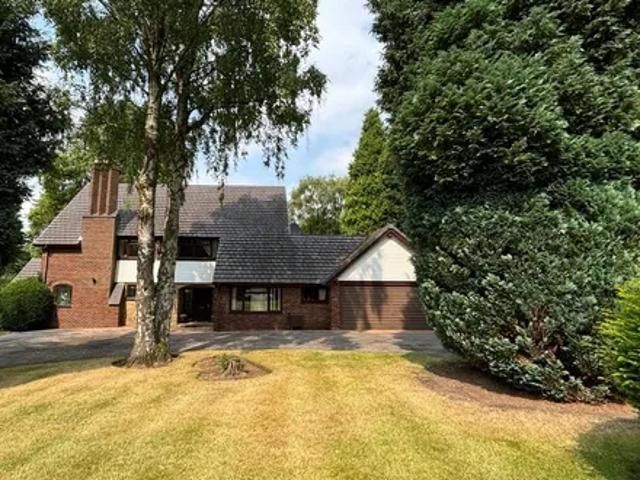 Gablewood, 16 Squirrel Walk, Little Aston, B74 3AU, United Kingdom | 4 bed house for rent #133302942 | Rentberry