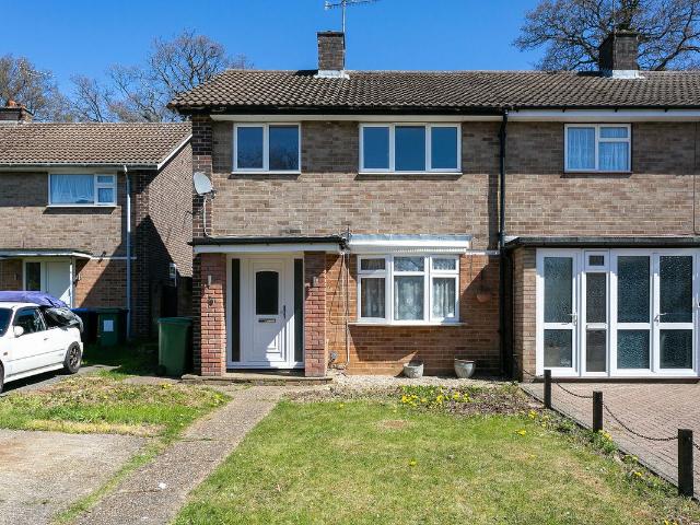Gadebridge Road HP1, Hemel Hempstead, 2 bed terraced house to rent, £1,650 pcm | PrimeLocation