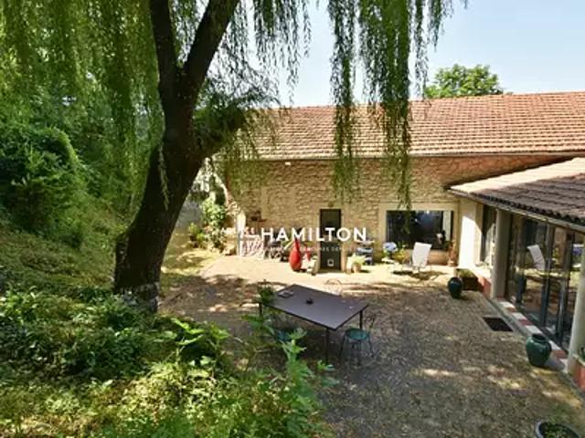 Cahuzac sur Vère 81140 Achat / Vente maison 7 pièces t7 terrasse parking