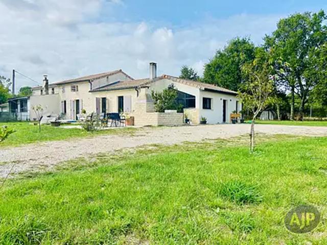 Gaillan en Médoc 33340 Achat / Vente maison 5 pièces t5 terrasse parking
