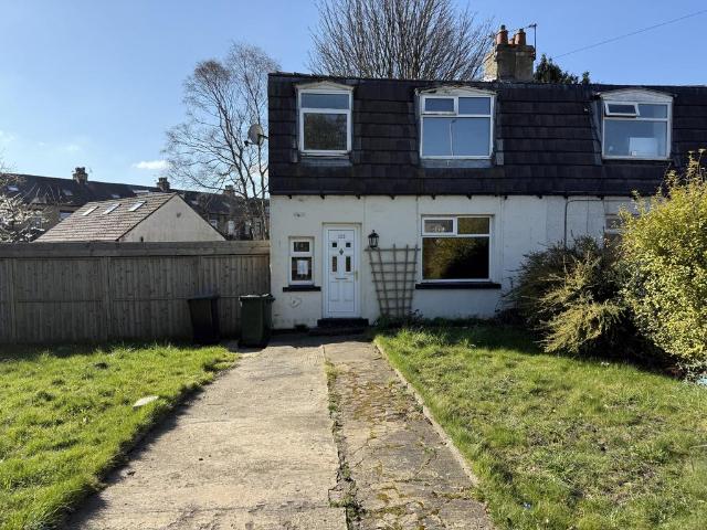 Gain Lane, Bradford, West Yorkshire, BD3 2 bed semi detached house to rent £900 pcm £208 pw