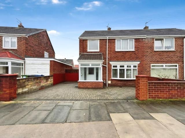 Gainsborough Avenue, South Shields NE34, 3 bed semi detached house to rent, £895 pcm | PrimeLocation