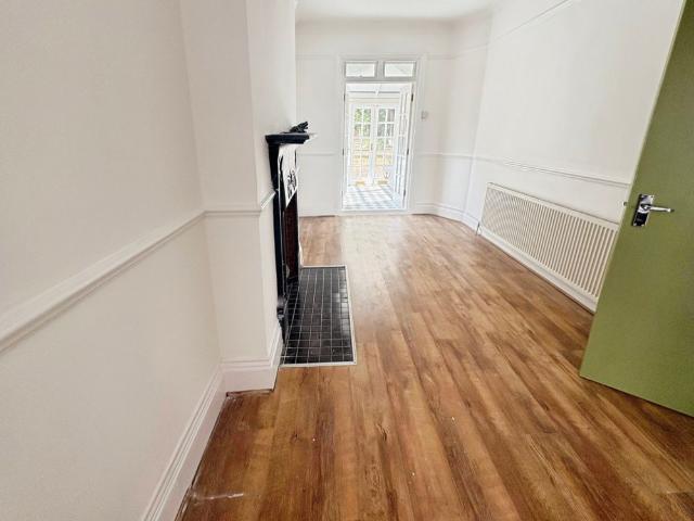 Gainsborough Drive, Westcliff On Sea