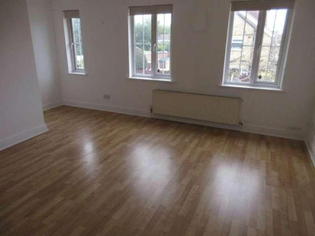 Gainsborough Drive, Westcliff On Sea, SS0