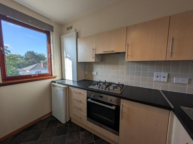 Gairn Mews, Aberdeen AB10, Studio to rent, £795 pcm | PrimeLocation