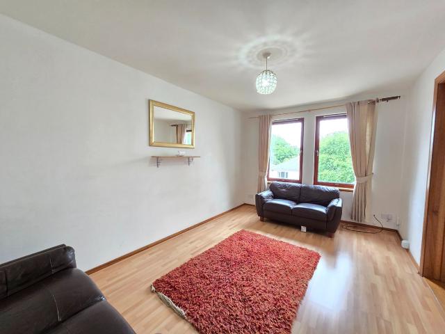 Gairn Mews, Gairn Terrace, Aberdeen AB10, 2 bed flat to rent, £675 pcm | PrimeLocation