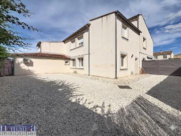 Gajan, Appartement T4 avec Jardin