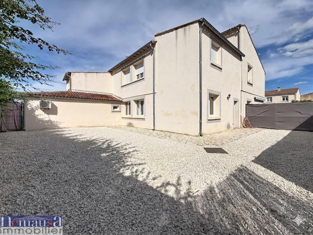 Gajan, Appartement T4 avec Jardin