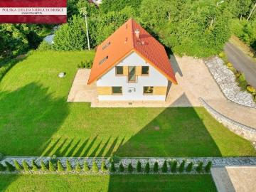 Nowy 130m² dom z dużym ogrodem i prywatną okolicą