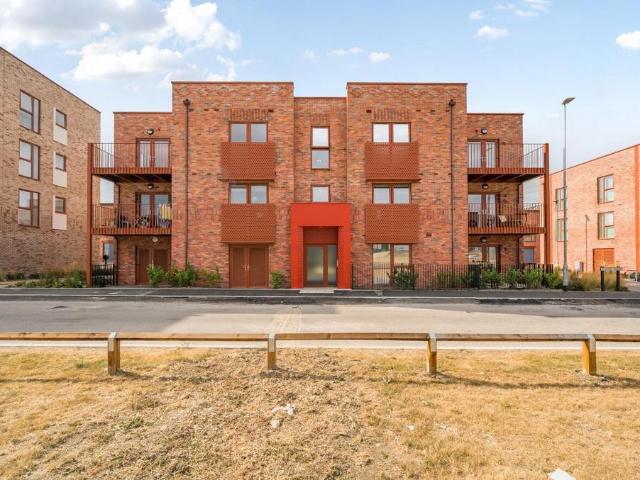 Galton Road, Cambridge CB3 2 bed apartment to rent £1,750 pcm £404 pw