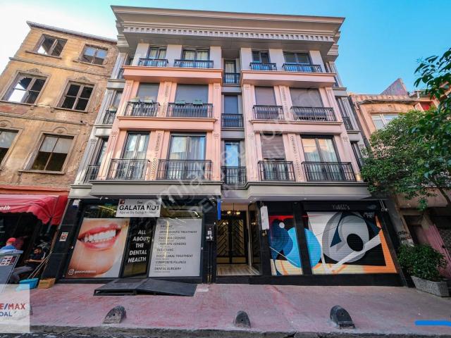 Galatada Yeni Binada Teraslı 2+1 Dubleks Kiralık Daire