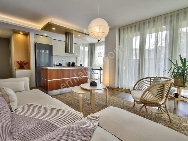 Galata'nın En Prestijli Sitesi Hacımimi Gardens'da Nadir Ara Kat
