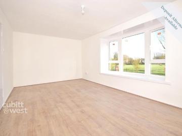 Gales Drive, Crawley, RH10 3 bed flat to rent £1,750 pcm £404 pw