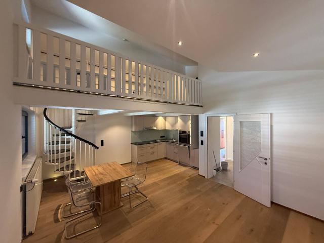 Galeriewohnung in St. Johann in Tirol mit Balkon und Vollausstattung
