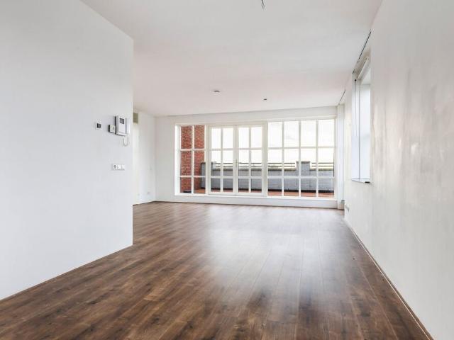 Galerijflat open portiek te huur in Diemen