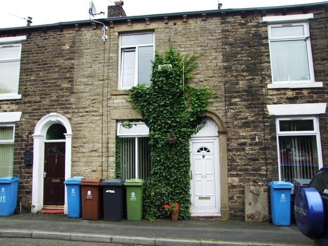 Galland Street, Greenacres, Oldham, OL4 2 bed terraced house to rent £950 pcm £219 pw