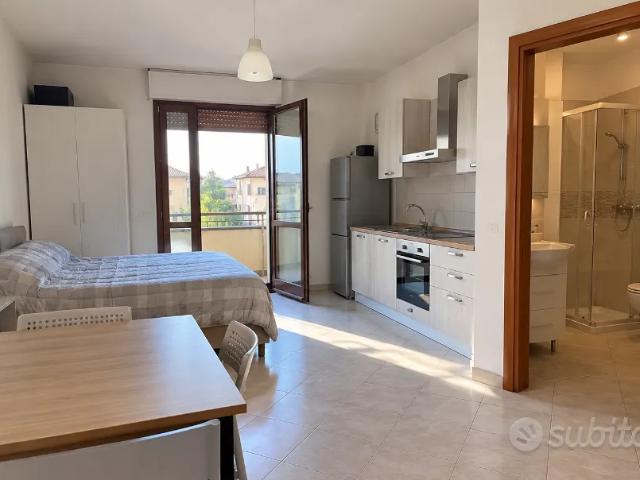 GALLARATE VA MONOLOCALE CON BALCONE