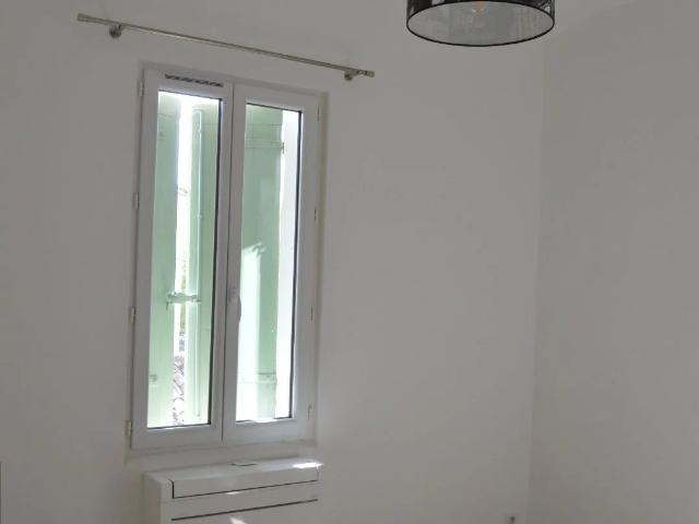 Gallargues le Montueux, appartement 3 pièces meublé