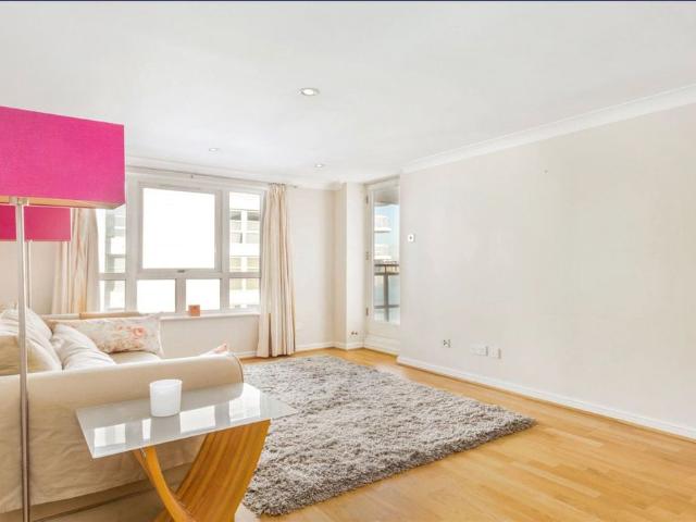 Galleons View, 1 Stewart Street, London E14, 2 bed flat to rent, £2,250 pcm | PrimeLocation
