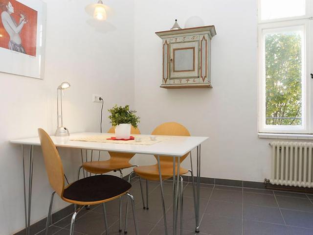 Gallery apartment in city center, Berlin Amsterdam Apartments for Rent