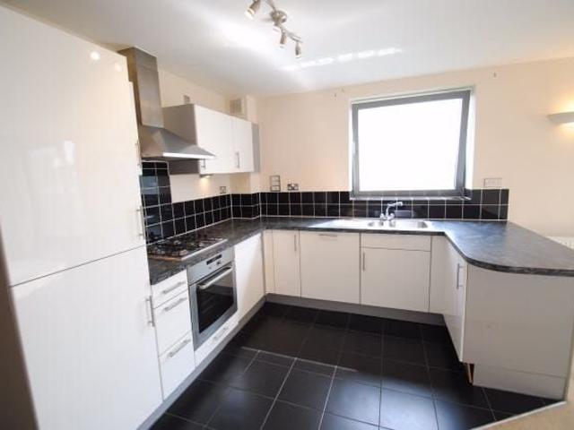 Galleria Court, Sumner Road, London SE15, 2 bed flat to rent, £1,950 pcm | PrimeLocation