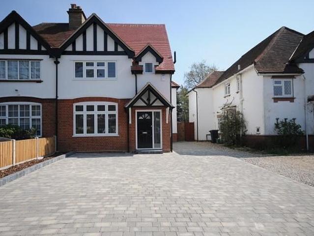 Galleywood Road, Chelmsford CM2, 4 bed semi detached house to rent, £2,950 pcm | PrimeLocation
