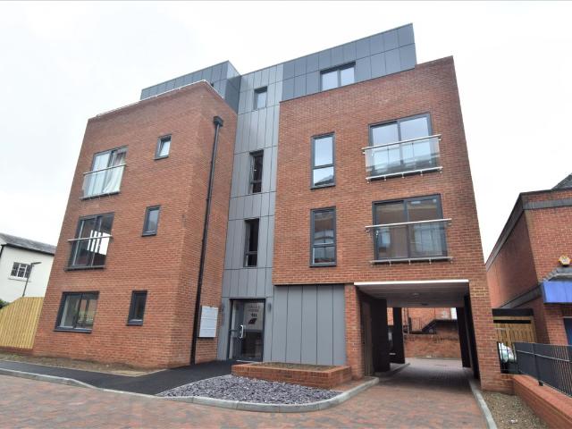 Balfour Court, Camberley, Surrey GU15, 2 bed flat to rent, £1,400 pcm | PrimeLocation