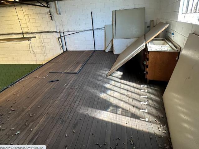Galpão para alugar no bairro Vila Olímpia, 261m²