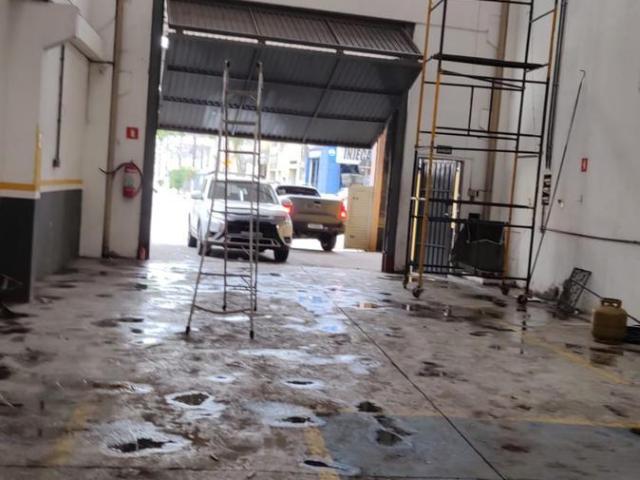 Galpão para alugar no bairro Vila Nova, 337m²