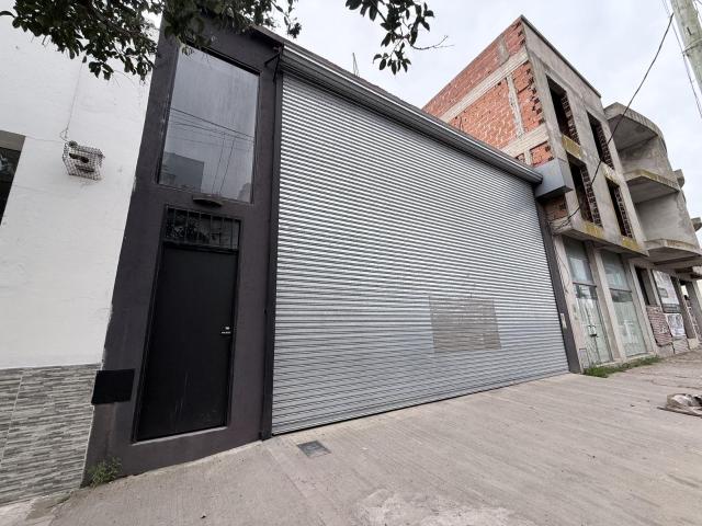 Galpón de 200 m2 cubiertos en Alquiler Centro de Cañuelas
