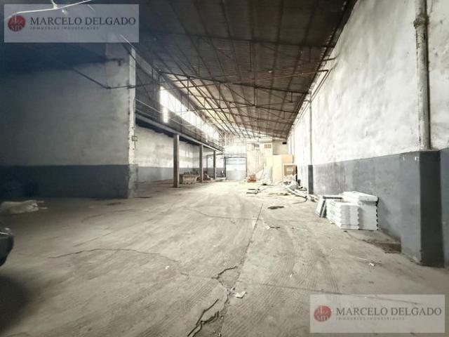 Galpón Depósito de 900 m2 en alquiler en Barracas Mixt 3