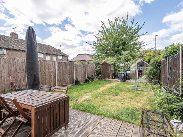 Galsworthy Road, Cricklewood, Barnet. 3 bed terraced house to rent £3,500 pcm £808 pw