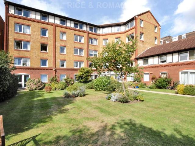 Galsworthy Road, Kingston Upon Thames. 1 bed retirement property to rent £1,275 pcm £294 pw